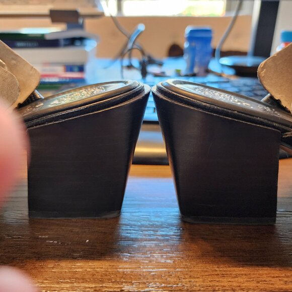 Vince Camuto Black Mule - Picture 11 of 13